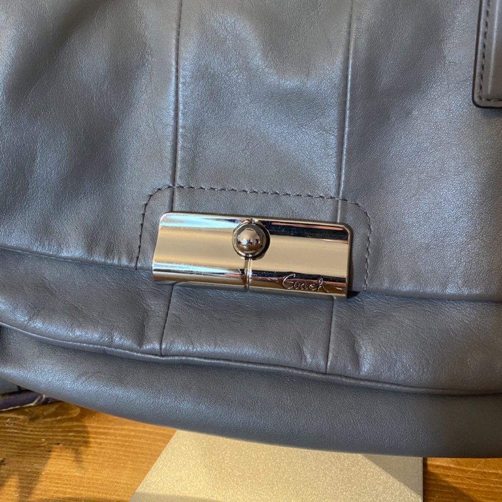 Vintage Coach Kristin Handbag - Gray Leather Shoulder Style - Picture 7 of 13